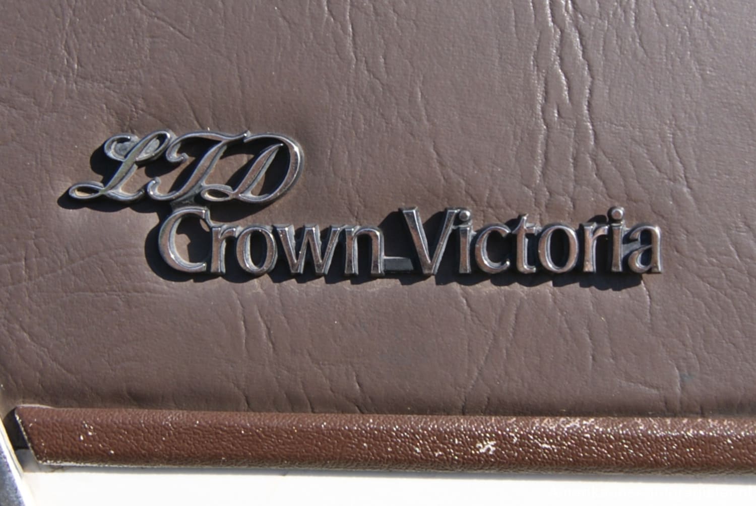 Ford LTD Crown Victoria uit 1983